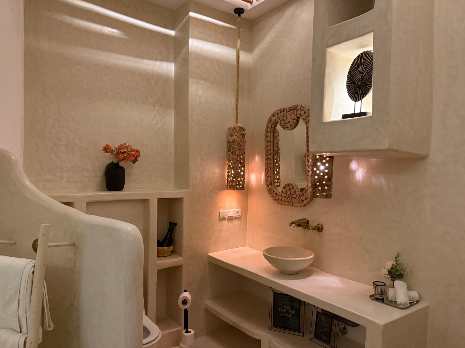 صورة من دار السلام